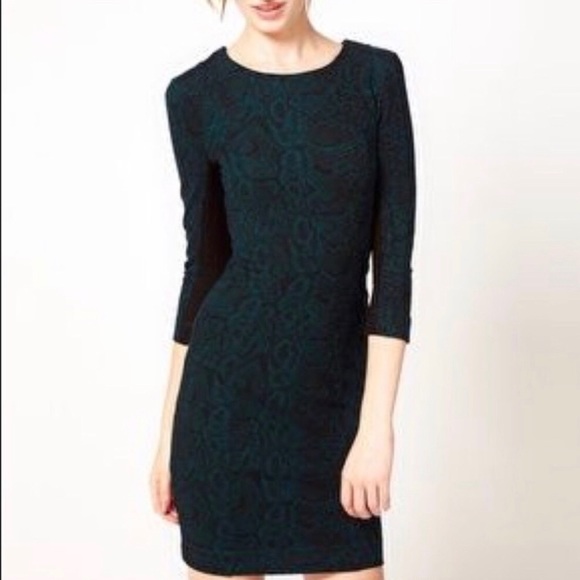 French Connection Green Snakeskin Fitted Dress - Picture 2 of 6
